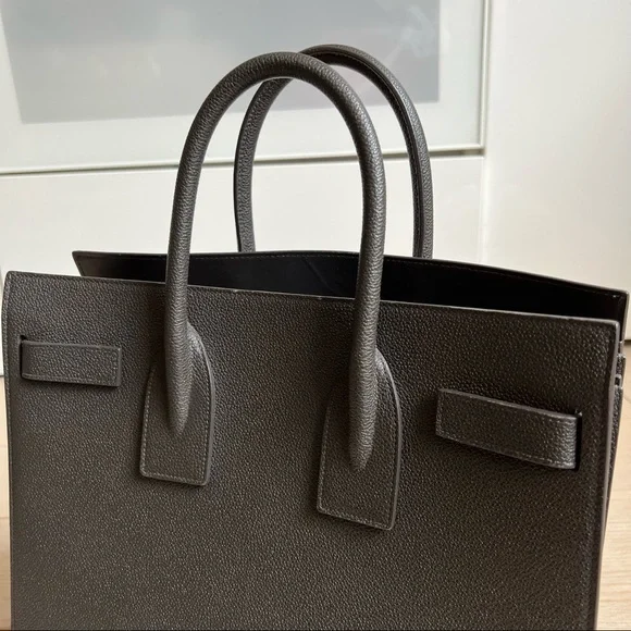 Yves Saint Laurent Sac De Jour Small - Picture 10 of 10
